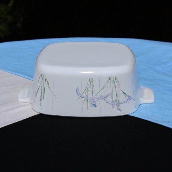 1.5Qt. Square Casserole - Picture 3 of 5